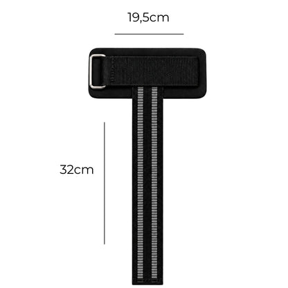 Munhequeira com strap preta com 19,5 cm no punho e tira de 32 cm