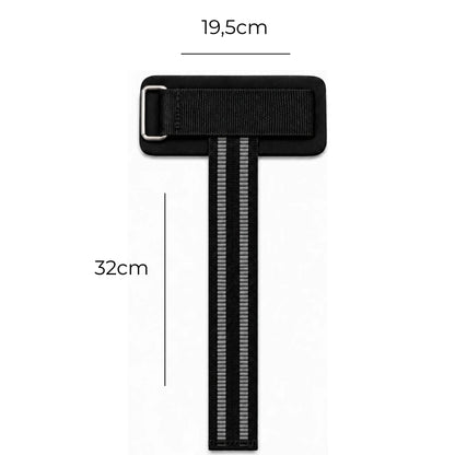 Munhequeira com strap preta com medidas de 19,5 cm na munhequeira e 32 cm na tira